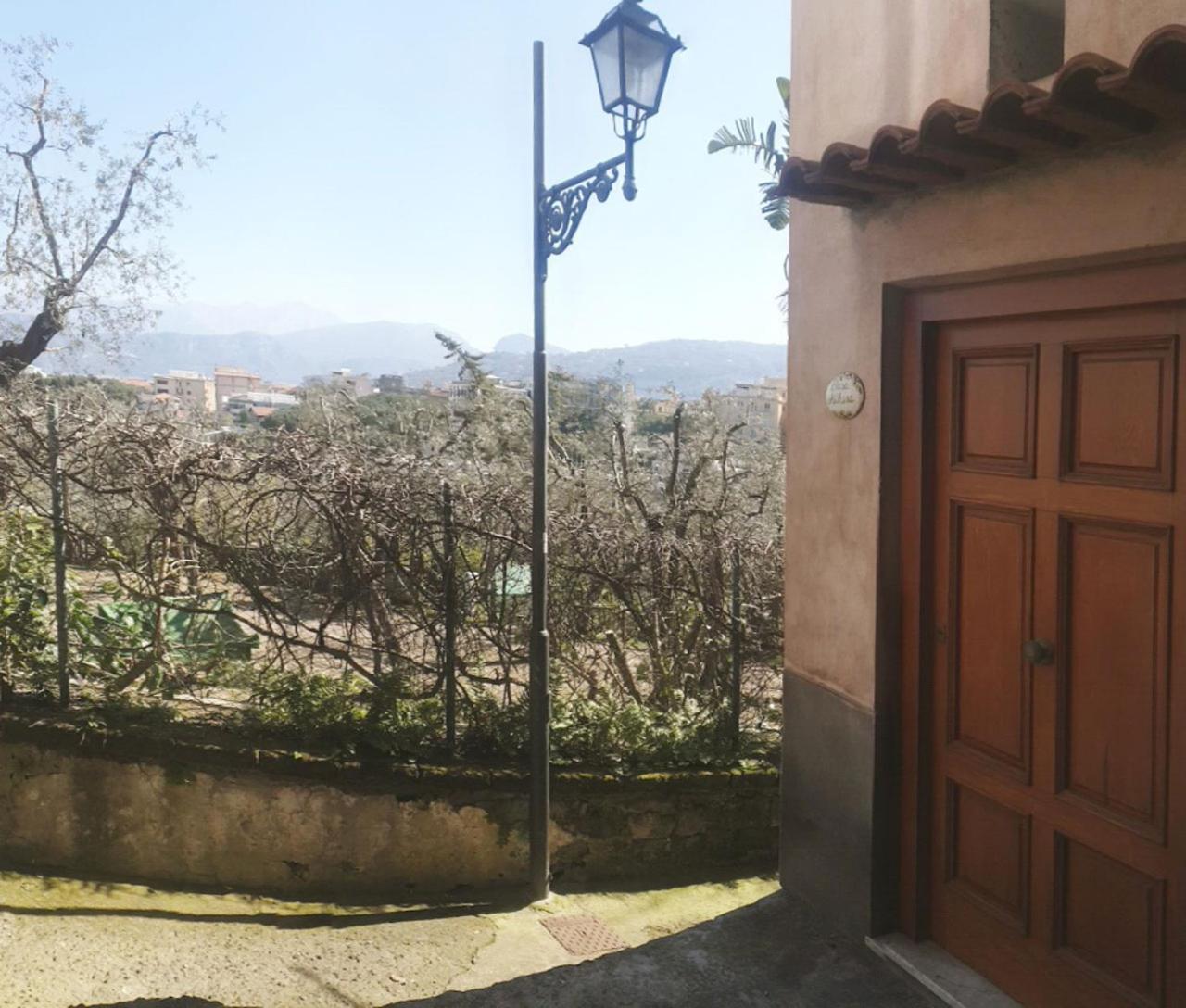 Casa Athena Bed and breakfast 2*